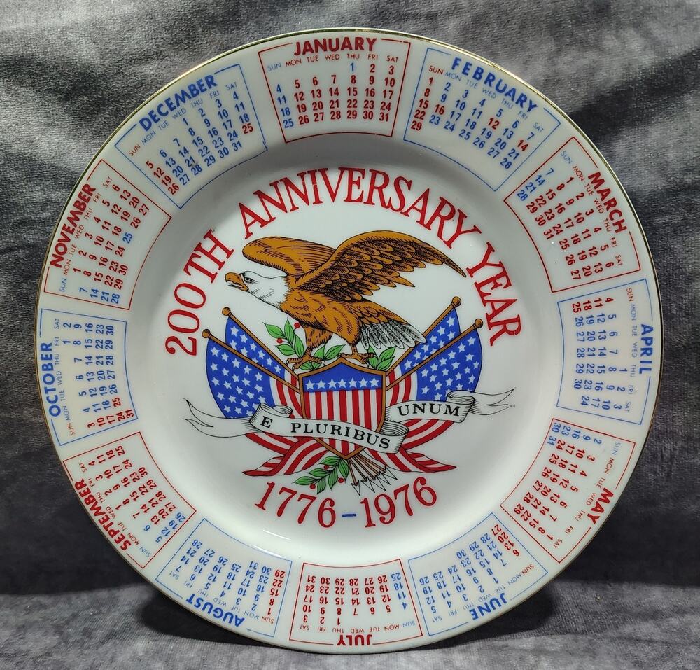 1976 Calendar Plate 250th Anniversary Bicentennial Spencer Gifts Eagle USA Flag